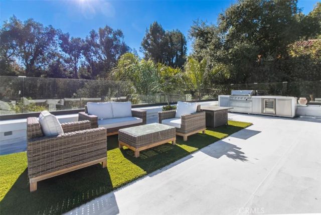 4620 Caritina, Tarzana, CA 91356
