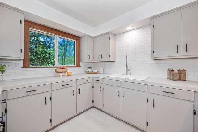 205 Pinewood Way, Auburn, CA 95602