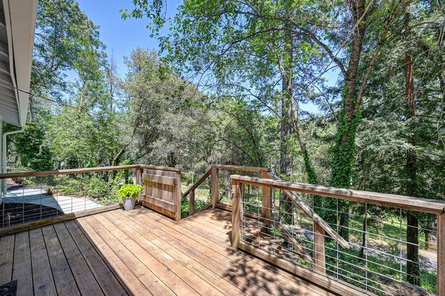 205 Pinewood Way, Auburn, CA 95602