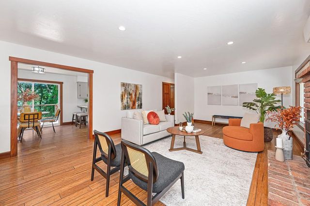205 Pinewood Way, Auburn, CA 95602