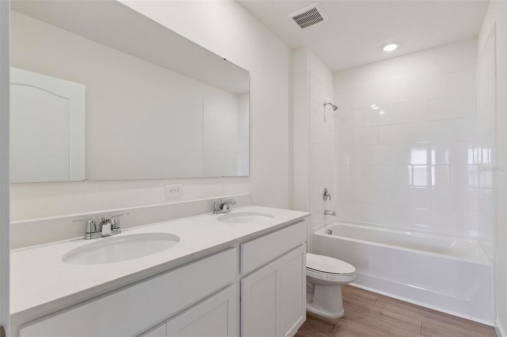Image 24 of property listing at 1876 HOWARD MESA DRIVE, Kissimmee, FL 34744