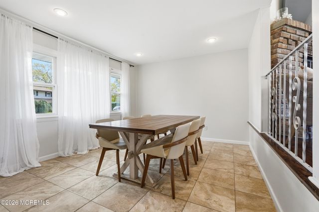 4 Cheryl Drive, Oakhurst, NJ 07755