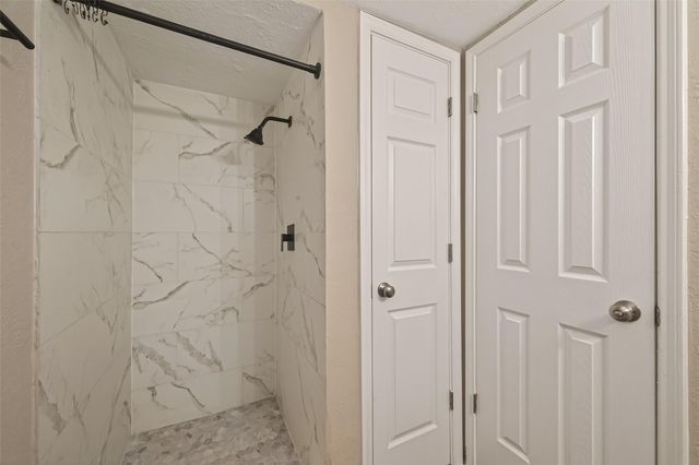 12239 W Village Drive C, Houston, TX 77039