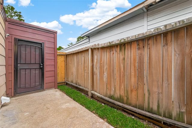 12239 W Village Drive C, Houston, TX 77039