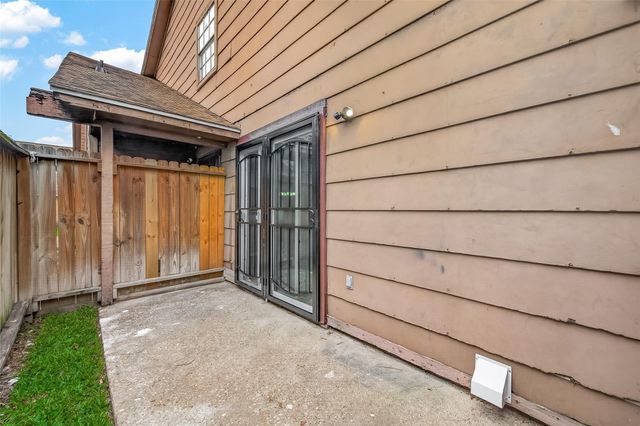 12239 W Village Drive C, Houston, TX 77039