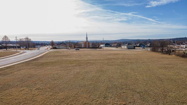 Viney Grove, Prairie Grove, AR 72753