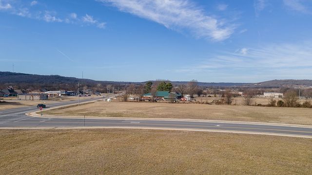 Viney Grove, Prairie Grove, AR 72753