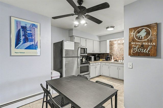 626 Lynn Avenue 44, Kalamazoo, MI 49008