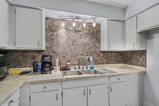 626 Lynn Avenue 44, Kalamazoo, MI 49008