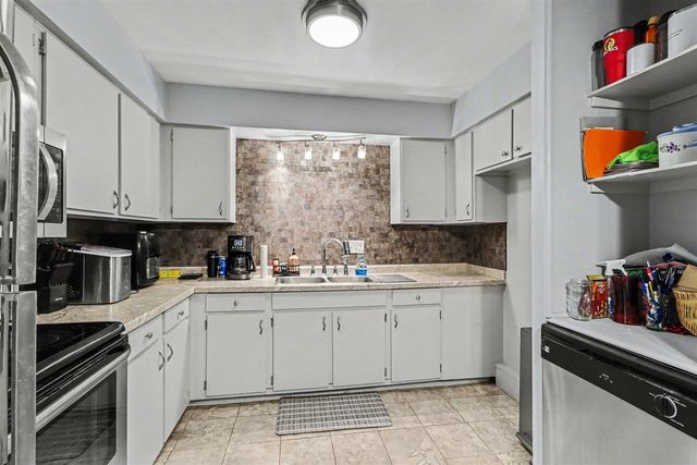 626 Lynn Avenue 44, Kalamazoo, MI 49008