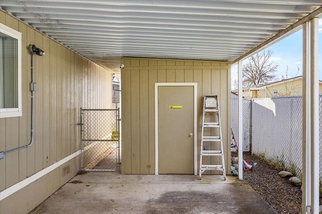 633 E Archwood Drive UNIT 59, Eagle Point, OR 97524