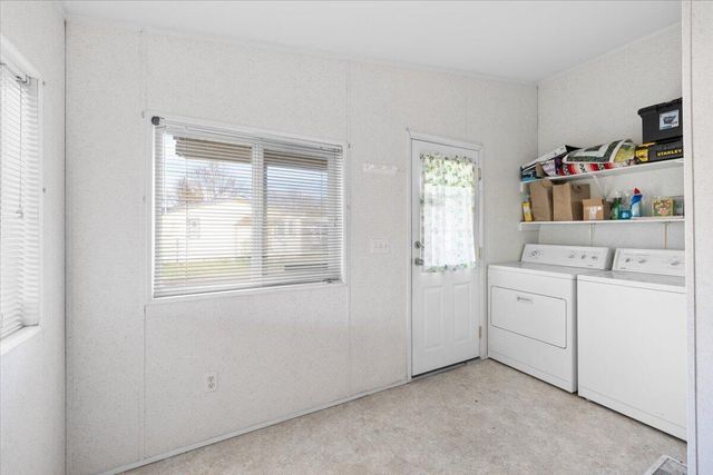 633 E Archwood Drive UNIT 59, Eagle Point, OR 97524