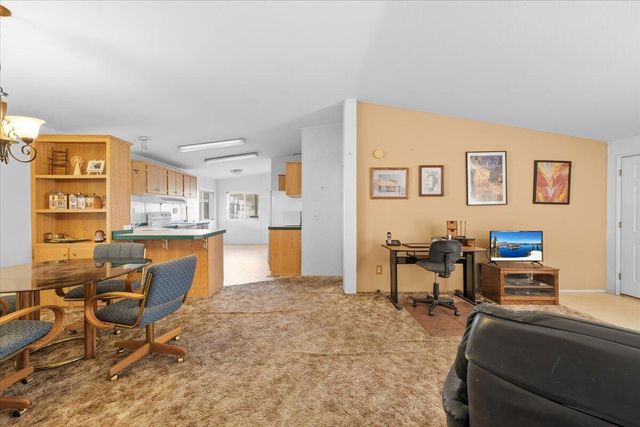 633 E Archwood Drive UNIT 59, Eagle Point, OR 97524