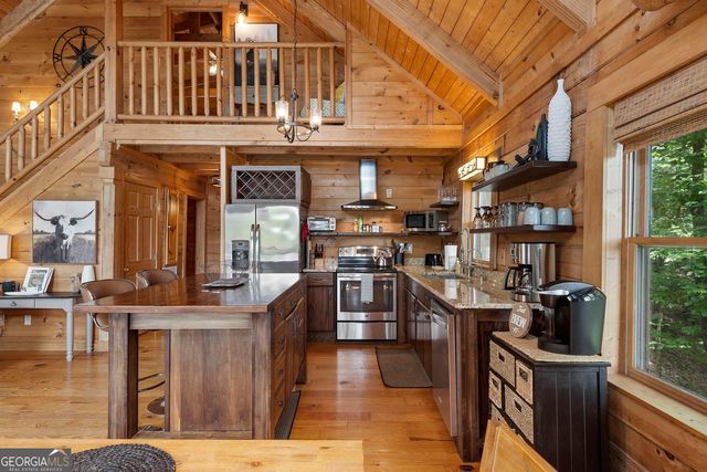 2025 Quail Cove Drive, Jasper, GA 30143