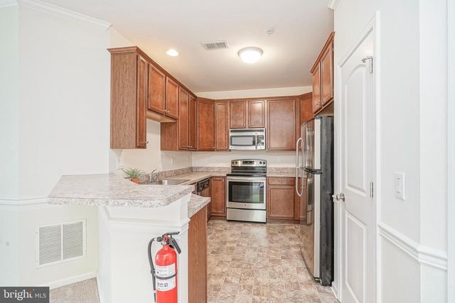 601 VAN GOGH CT, Williamstown, NJ 08094
