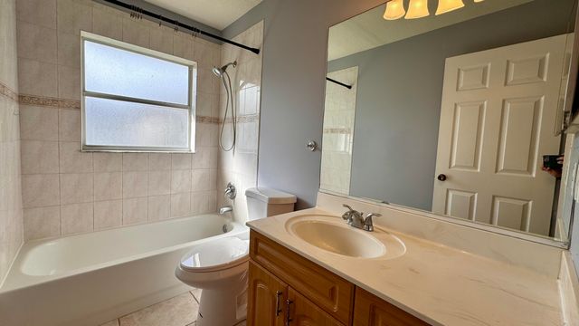 1290 Riverside Circle, Wellington, FL 33414