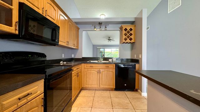 1290 Riverside Circle, Wellington, FL 33414