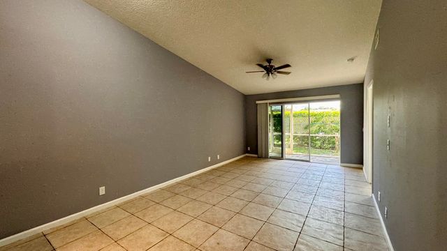 1290 Riverside Circle, Wellington, FL 33414