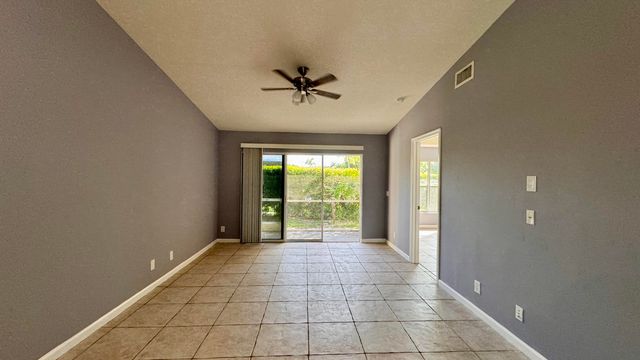 1290 Riverside Circle, Wellington, FL 33414
