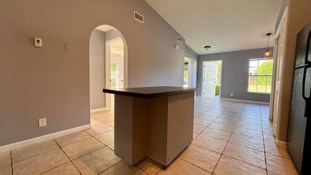 1290 Riverside Circle, Wellington, FL 33414