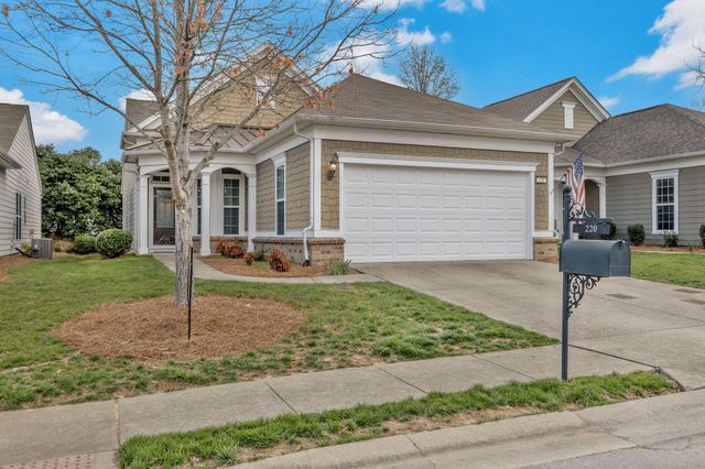 220 Old Towne Dr, Mount Juliet, TN 37122