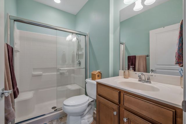 220 Old Towne Dr, Mount Juliet, TN 37122