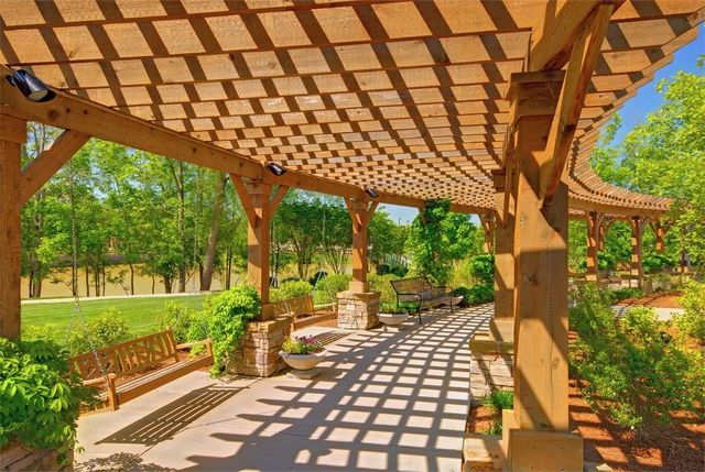 220 Old Towne Dr, Mount Juliet, TN 37122