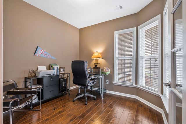 220 Old Towne Dr, Mount Juliet, TN 37122