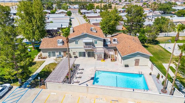 1030 E Avenue S, Palmdale, CA 93550