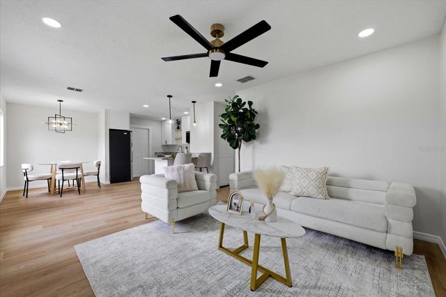 3307 HICKMAN AVENUE, Plant City, FL 33563