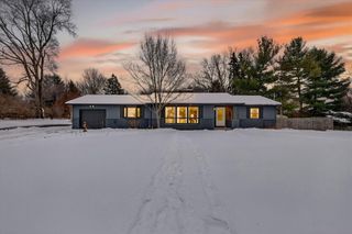 3312 Thornapple River Drive Se, Cascade Twp, MI 49546