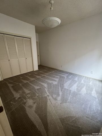 516 Thelma, Olmos Park, TX 78212