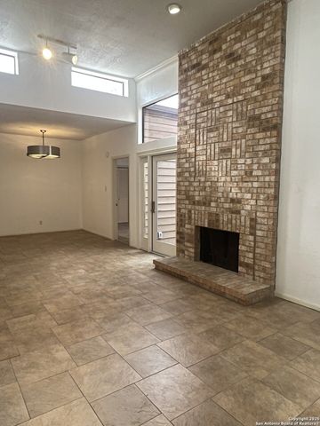 516 Thelma, Olmos Park, TX 78212