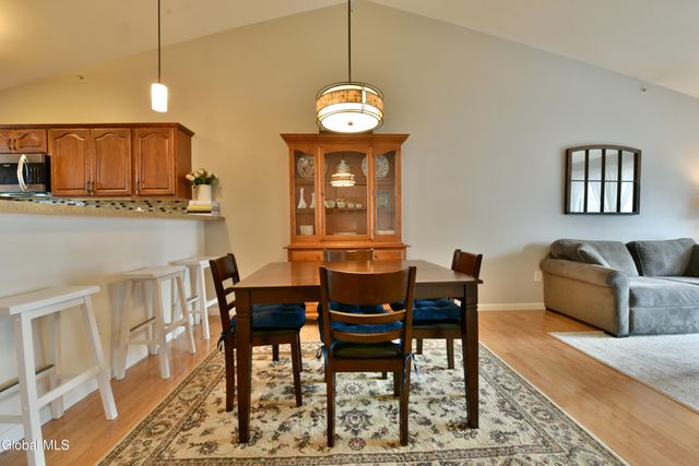 410 Cedar Run, Rensselaer, NY 12144