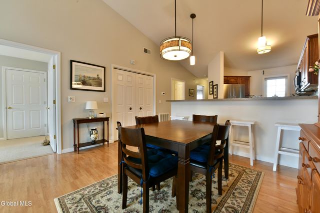 410 Cedar Run, Rensselaer, NY 12144