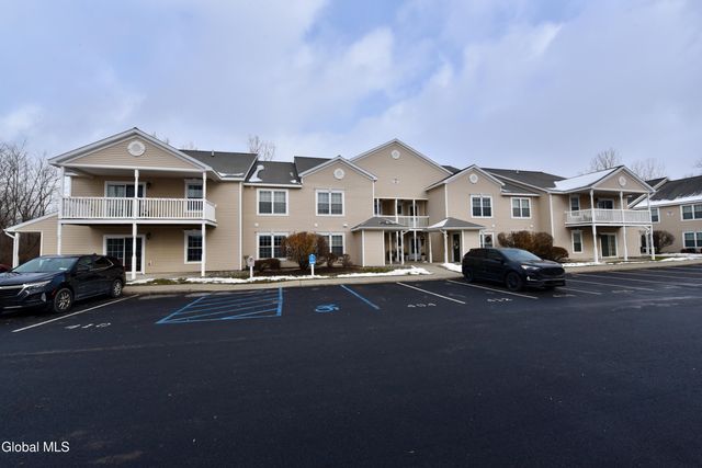 410 Cedar Run, Rensselaer, NY 12144