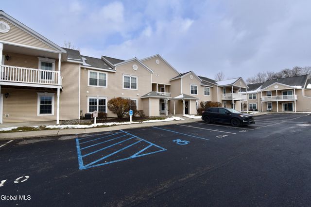 410 Cedar Run, Rensselaer, NY 12144