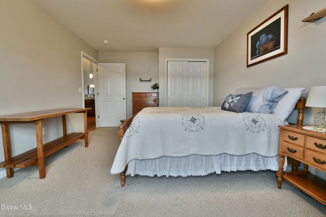 410 Cedar Run, Rensselaer, NY 12144