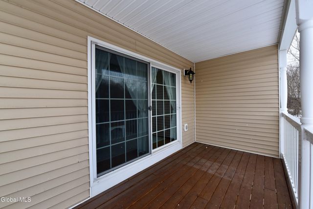 410 Cedar Run, Rensselaer, NY 12144