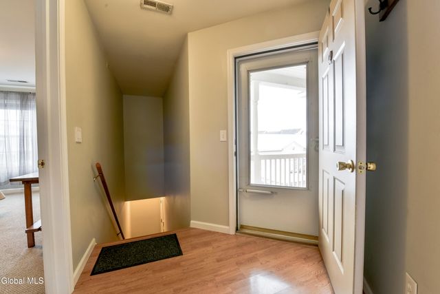 410 Cedar Run, Rensselaer, NY 12144