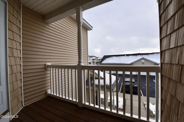 410 Cedar Run, Rensselaer, NY 12144