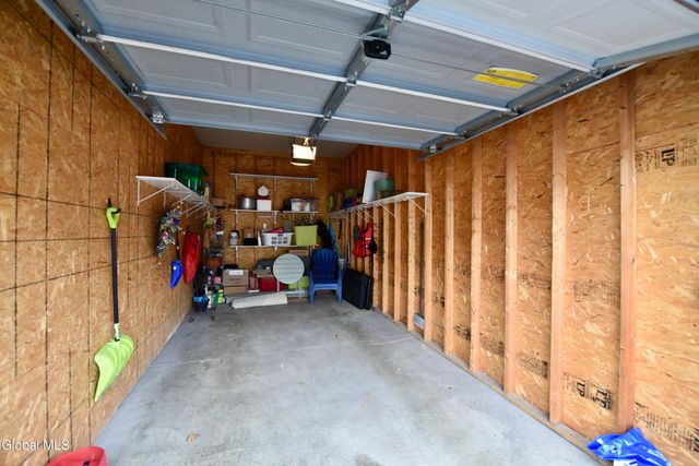 410 Cedar Run, Rensselaer, NY 12144