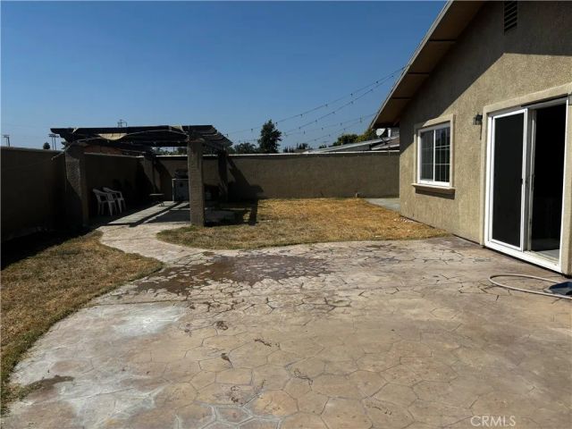 1012 Long Beach Drive, Colton, CA 92324