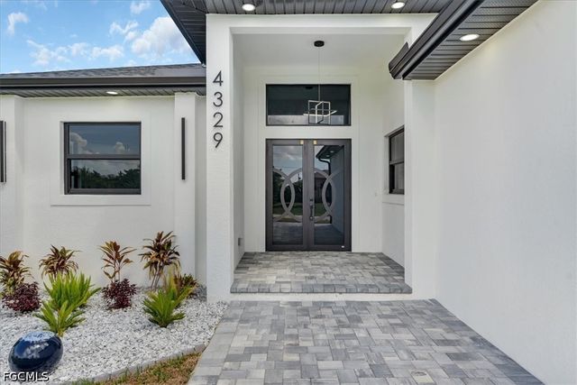 4329 NW 27th TER, Cape Coral, FL 33993