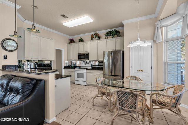 1 Summerfield Drive, Lakewood, NJ 08701