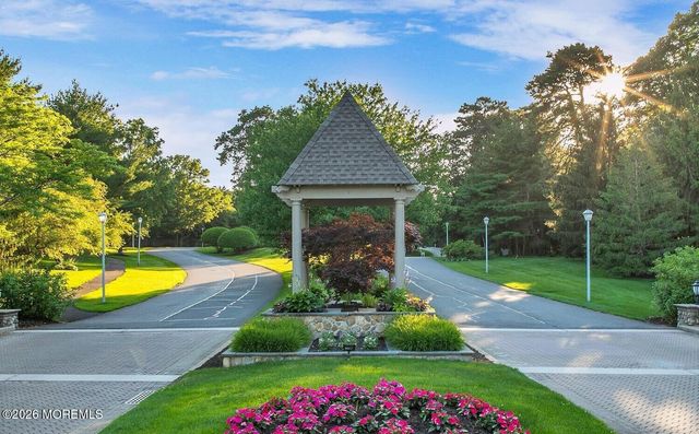 1 Summerfield Drive, Lakewood, NJ 08701