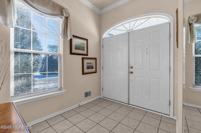 1 Summerfield Drive, Lakewood, NJ 08701