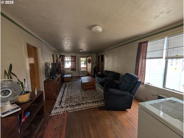 1408 T Ave, La Grande, OR 97850