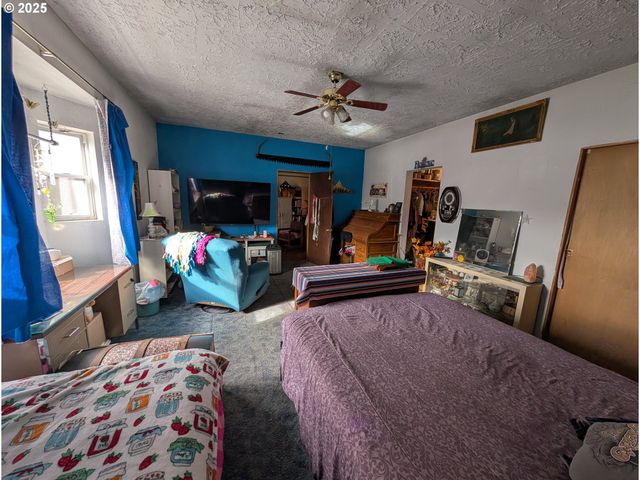 1408 T Ave, La Grande, OR 97850