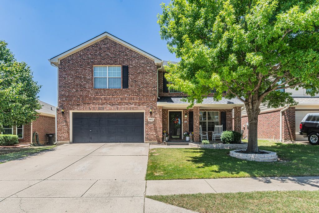 8837 Stirrup Way, Fort Worth, TX 76244